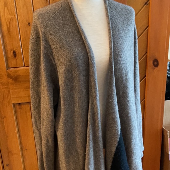 Eileen Fisher 100% Soft Italian Wool Sweater Coat - Picture 3 of 10